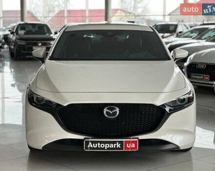 Белый Мазда 3, объемом двигателя 2.5 л и пробегом 57 тыс. км за 16440 $, фото 1 на Automoto.ua