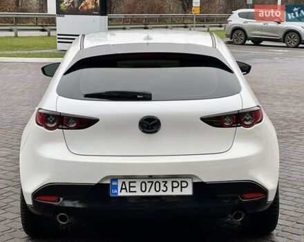 Білий Мазда 3, об'ємом двигуна 2.5 л та пробігом 81 тис. км за 16300 $, фото 3 на Automoto.ua
