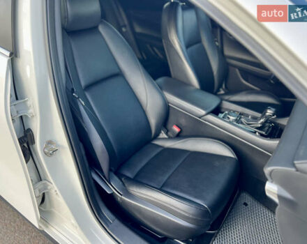 Белый Мазда 3, объемом двигателя 2.5 л и пробегом 81 тыс. км за 16200 $, фото 10 на Automoto.ua