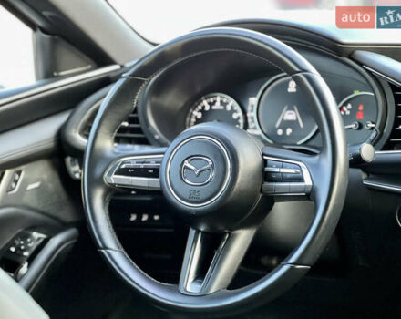 Белый Мазда 3, объемом двигателя 2.5 л и пробегом 81 тыс. км за 16200 $, фото 12 на Automoto.ua