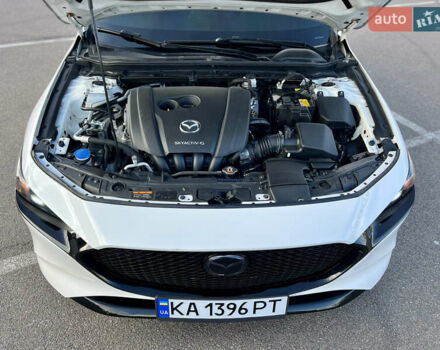 Белый Мазда 3, объемом двигателя 2.5 л и пробегом 81 тыс. км за 16200 $, фото 61 на Automoto.ua