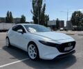 Белый Мазда 3, объемом двигателя 2.49 л и пробегом 79 тыс. км за 18000 $, фото 1 на Automoto.ua