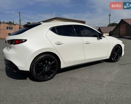 Белый Мазда 3, объемом двигателя 2.5 л и пробегом 80 тыс. км за 18900 $, фото 5 на Automoto.ua