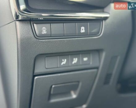 Белый Мазда 3, объемом двигателя 2.5 л и пробегом 80 тыс. км за 18900 $, фото 19 на Automoto.ua