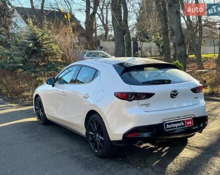 Белый Мазда 3, объемом двигателя 2.5 л и пробегом 39 тыс. км за 18990 $, фото 11 на Automoto.ua