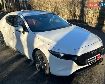 Белый Мазда 3, объемом двигателя 2.5 л и пробегом 39 тыс. км за 18990 $, фото 2 на Automoto.ua