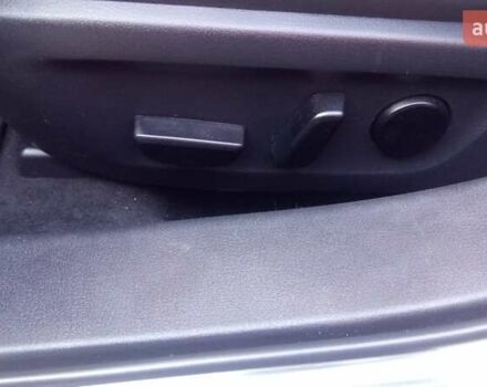 Білий Мазда 3, об'ємом двигуна 2.5 л та пробігом 40 тис. км за 19000 $, фото 21 на Automoto.ua