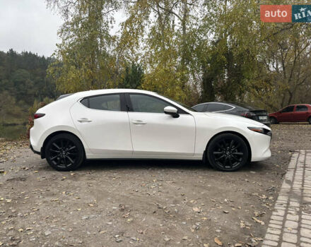 Білий Мазда 3, об'ємом двигуна 2.5 л та пробігом 97 тис. км за 18500 $, фото 6 на Automoto.ua