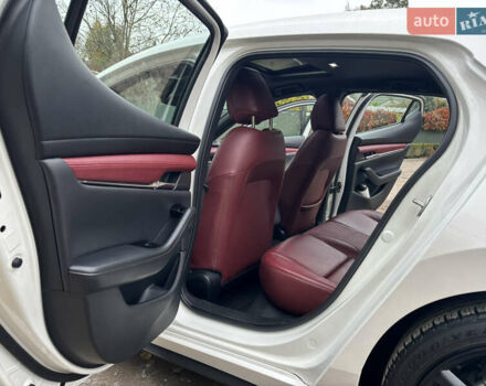 Білий Мазда 3, об'ємом двигуна 2.5 л та пробігом 97 тис. км за 18500 $, фото 13 на Automoto.ua