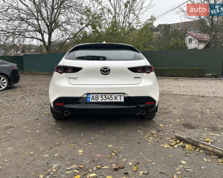 Білий Мазда 3, об'ємом двигуна 2.5 л та пробігом 97 тис. км за 18500 $, фото 4 на Automoto.ua