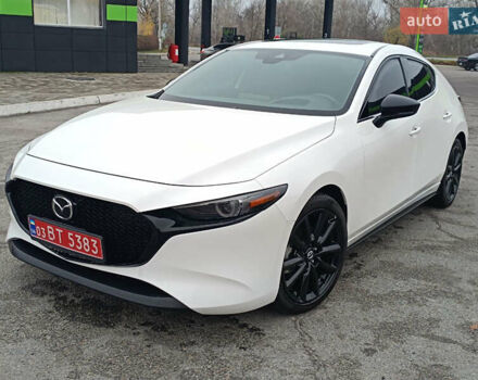 Белый Мазда 3, объемом двигателя 2.5 л и пробегом 80 тыс. км за 17999 $, фото 1 на Automoto.ua