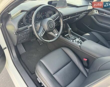 Белый Мазда 3, объемом двигателя 2.5 л и пробегом 80 тыс. км за 18900 $, фото 11 на Automoto.ua