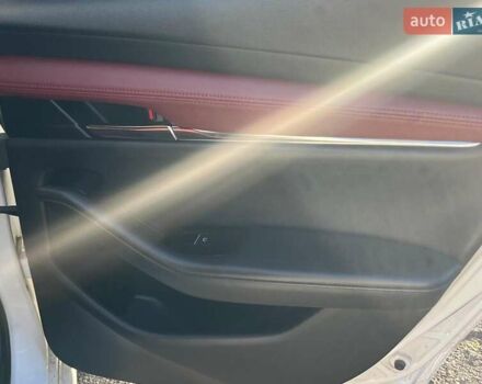 Белый Мазда 3, объемом двигателя 2.5 л и пробегом 39 тыс. км за 18990 $, фото 33 на Automoto.ua