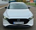 Белый Мазда 3, объемом двигателя 2 л и пробегом 30 тыс. км за 20500 $, фото 1 на Automoto.ua