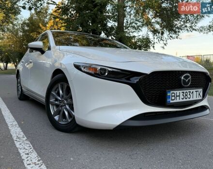 Белый Мазда 3, объемом двигателя 2.49 л и пробегом 40 тыс. км за 15900 $, фото 2 на Automoto.ua
