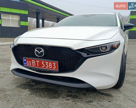 Белый Мазда 3, объемом двигателя 2.5 л и пробегом 80 тыс. км за 17999 $, фото 4 на Automoto.ua