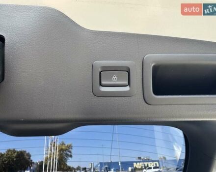 Белый Мазда 3, объемом двигателя 2.5 л и пробегом 80 тыс. км за 18900 $, фото 10 на Automoto.ua