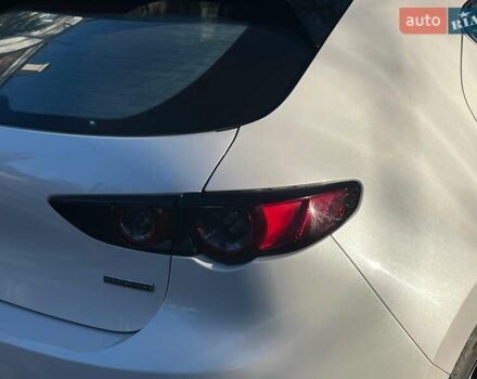 Белый Мазда 3, объемом двигателя 2.5 л и пробегом 39 тыс. км за 18990 $, фото 9 на Automoto.ua