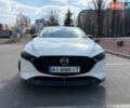 Белый Мазда 3, объемом двигателя 2.5 л и пробегом 45 тыс. км за 22600 $, фото 1 на Automoto.ua