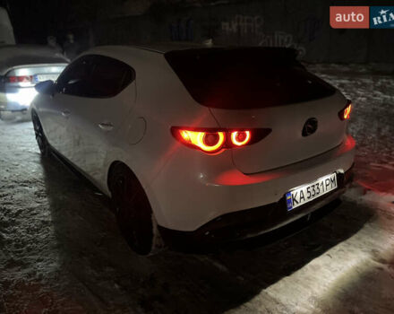 Білий Мазда 3, об'ємом двигуна 2.49 л та пробігом 17 тис. км за 24000 $, фото 19 на Automoto.ua