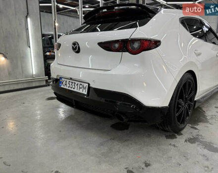 Білий Мазда 3, об'ємом двигуна 2.49 л та пробігом 17 тис. км за 24000 $, фото 31 на Automoto.ua