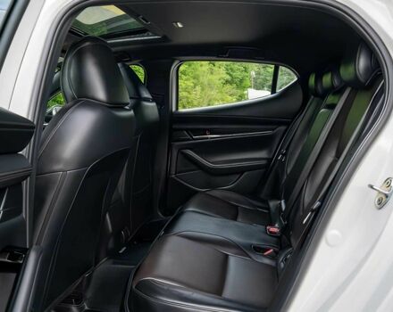 Белый Мазда 3, объемом двигателя 2.5 л и пробегом 24 тыс. км за 13700 $, фото 11 на Automoto.ua