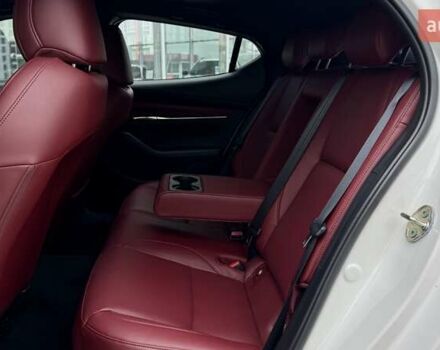 Белый Мазда 3, объемом двигателя 2.5 л и пробегом 5 тыс. км за 25500 $, фото 19 на Automoto.ua