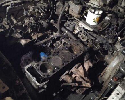 Белый Мазда 3, объемом двигателя 1.5 л и пробегом 333 тыс. км за 473 $, фото 5 на Automoto.ua