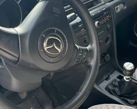 Белый Мазда 3, объемом двигателя 2 л и пробегом 213 тыс. км за 3500 $, фото 6 на Automoto.ua