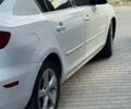 Белый Мазда 3, объемом двигателя 2 л и пробегом 213 тыс. км за 3500 $, фото 4 на Automoto.ua