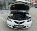 Білий Мазда 3, об'ємом двигуна 1.6 л та пробігом 200 тис. км за 4950 $, фото 54 на Automoto.ua