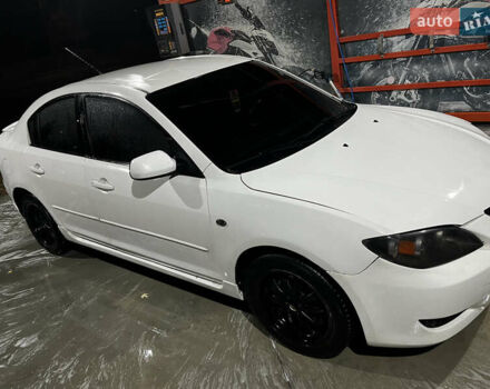 Белый Мазда 3, объемом двигателя 2 л и пробегом 295 тыс. км за 4500 $, фото 9 на Automoto.ua