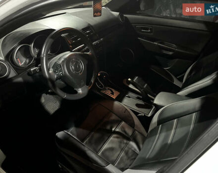 Белый Мазда 3, объемом двигателя 2 л и пробегом 295 тыс. км за 4500 $, фото 18 на Automoto.ua