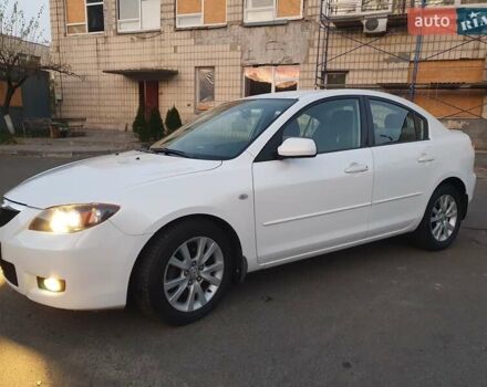 Білий Мазда 3, об'ємом двигуна 1.6 л та пробігом 120 тис. км за 5700 $, фото 15 на Automoto.ua