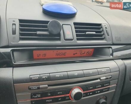 Белый Мазда 3, объемом двигателя 1.6 л и пробегом 120 тыс. км за 5999 $, фото 33 на Automoto.ua