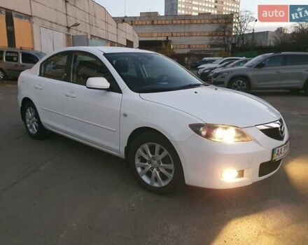 Белый Мазда 3, объемом двигателя 1.6 л и пробегом 120 тыс. км за 5999 $, фото 12 на Automoto.ua