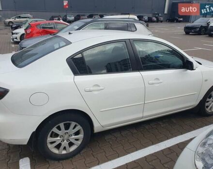 Мазда 3 2007 у Києві на Automoto.ua Білий Мазда 3, об'ємом двигуна 1.6 л та пробігом 120 тис. км за 6300 $, фото 3 на Automoto.ua