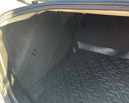 Білий Мазда 3, об'ємом двигуна 1.6 л та пробігом 190 тис. км за 6100 $, фото 13 на Automoto.ua