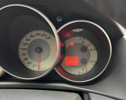 Белый Мазда 3, объемом двигателя 1.6 л и пробегом 190 тыс. км за 3950 $, фото 7 на Automoto.ua