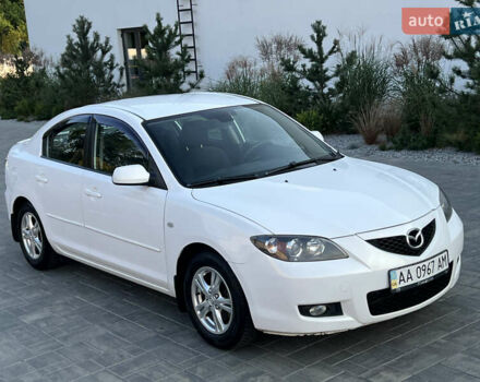 Білий Мазда 3, об'ємом двигуна 1.6 л та пробігом 247 тис. км за 4850 $, фото 4 на Automoto.ua