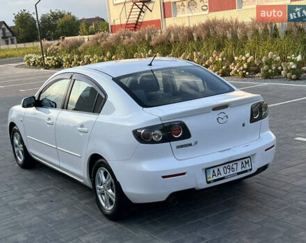 Білий Мазда 3, об'ємом двигуна 1.6 л та пробігом 247 тис. км за 4850 $, фото 10 на Automoto.ua