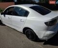 Білий Мазда 3, об'ємом двигуна 1.6 л та пробігом 150 тис. км за 2200 $, фото 16 на Automoto.ua
