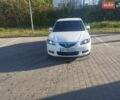 Белый Мазда 3, объемом двигателя 1.6 л и пробегом 223 тыс. км за 5500 $, фото 1 на Automoto.ua