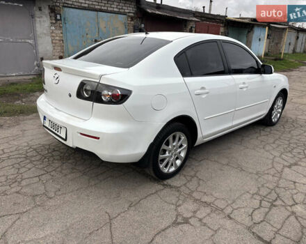 Білий Мазда 3, об'ємом двигуна 1.6 л та пробігом 156 тис. км за 6000 $, фото 6 на Automoto.ua