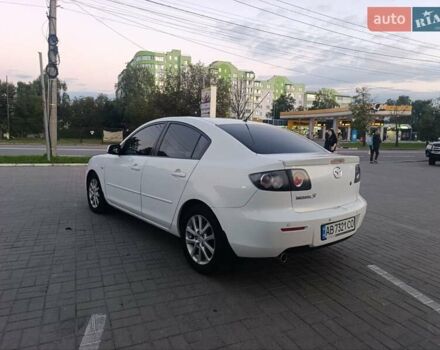 Белый Мазда 3, объемом двигателя 2 л и пробегом 285 тыс. км за 5900 $, фото 7 на Automoto.ua