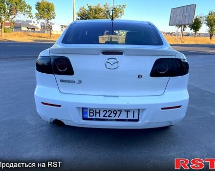 Белый Мазда 3, объемом двигателя 1.6 л и пробегом 215 тыс. км за 5650 $, фото 3 на Automoto.ua