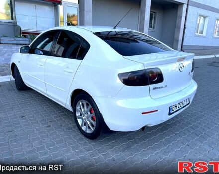 Белый Мазда 3, объемом двигателя 1.6 л и пробегом 215 тыс. км за 5650 $, фото 4 на Automoto.ua