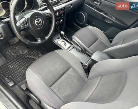 Білий Мазда 3, об'ємом двигуна 1.6 л та пробігом 156 тис. км за 6000 $, фото 10 на Automoto.ua