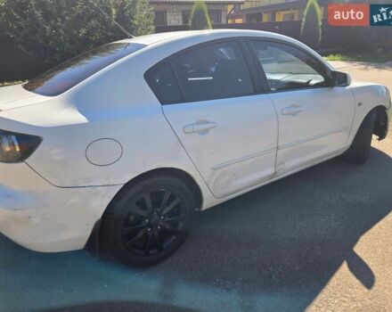 Білий Мазда 3, об'ємом двигуна 1.6 л та пробігом 150 тис. км за 2200 $, фото 13 на Automoto.ua
