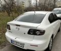 Белый Мазда 3, объемом двигателя 1.6 л и пробегом 190 тыс. км за 3950 $, фото 1 на Automoto.ua